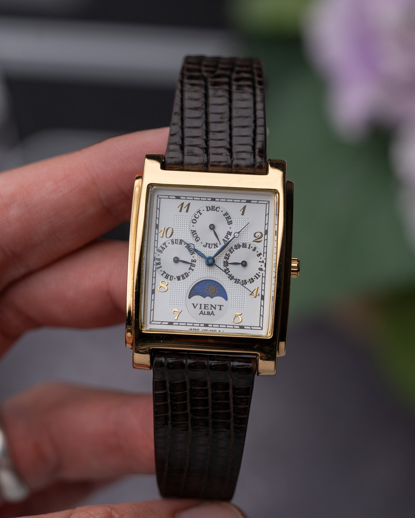 Seiko Alba Vient Triple Calendar Gold colored