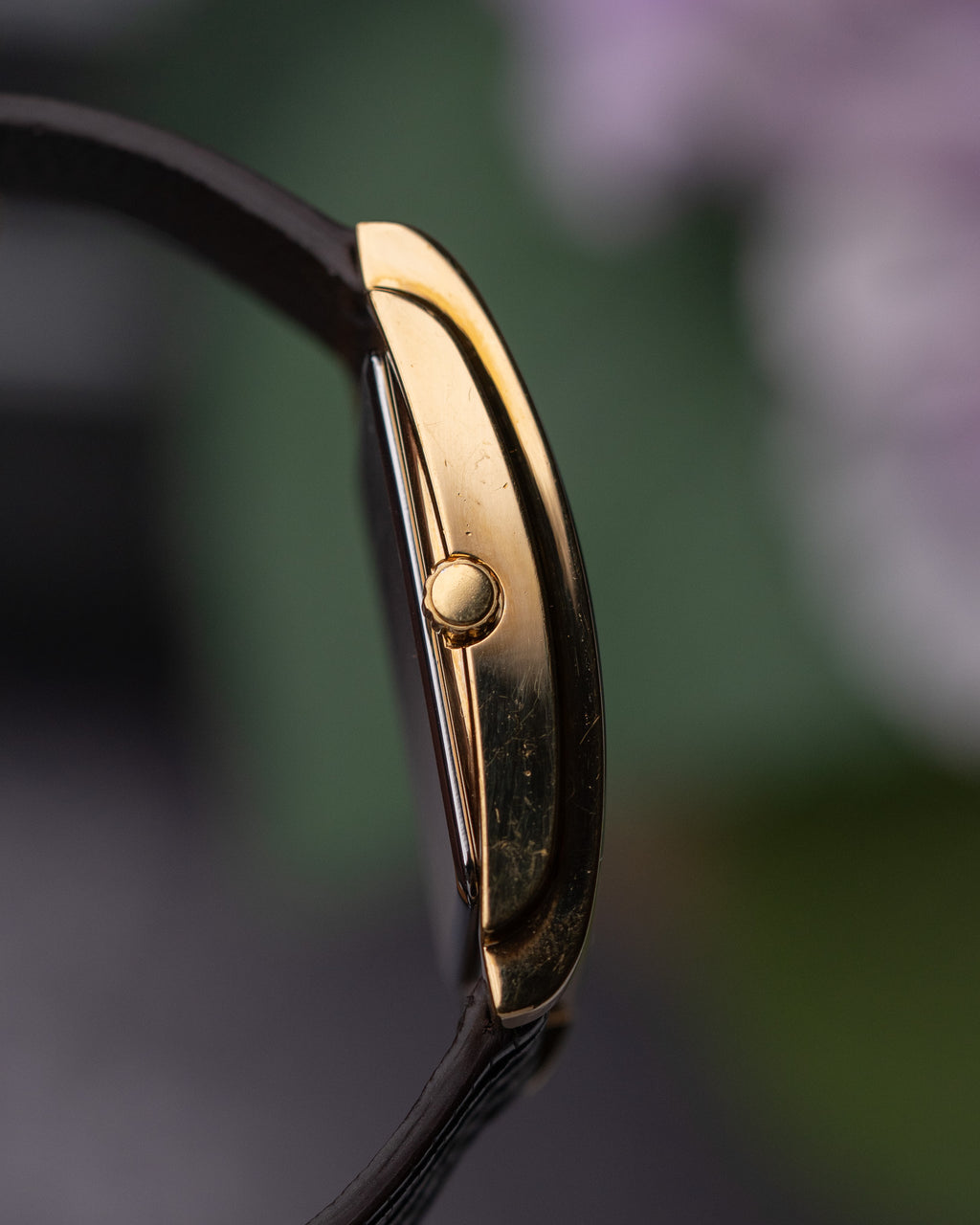 Seiko Alba Vient Triple Calendar Gold colored